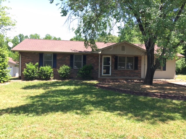 1123 Farmer Road Starr, SC 29684 - Photo 2 of 17