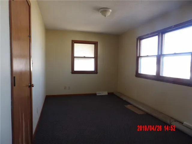 $189,900 | 217 Warren Avenue, Garnett, KS 66032