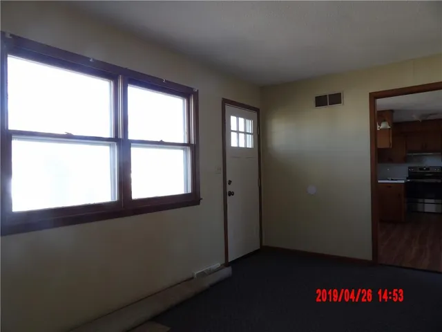 $189,900 | 217 Warren Avenue, Garnett, KS 66032