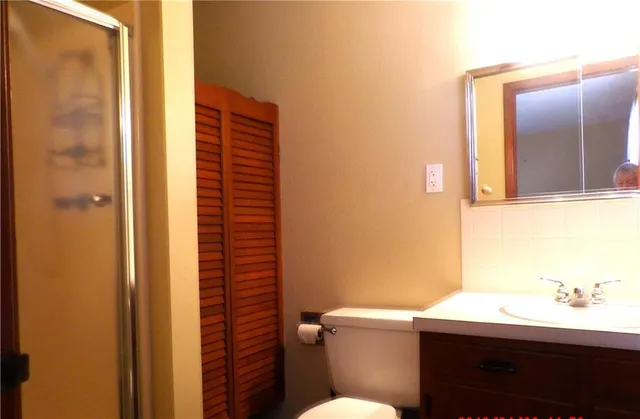 $189,900 | 217 Warren Avenue, Garnett, KS 66032