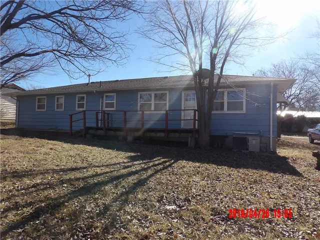 $189,900 | 217 Warren Avenue, Garnett, KS 66032