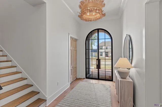 $1,854,308 | 8228 Oakridge Drive, Baton Rouge, LA 70810