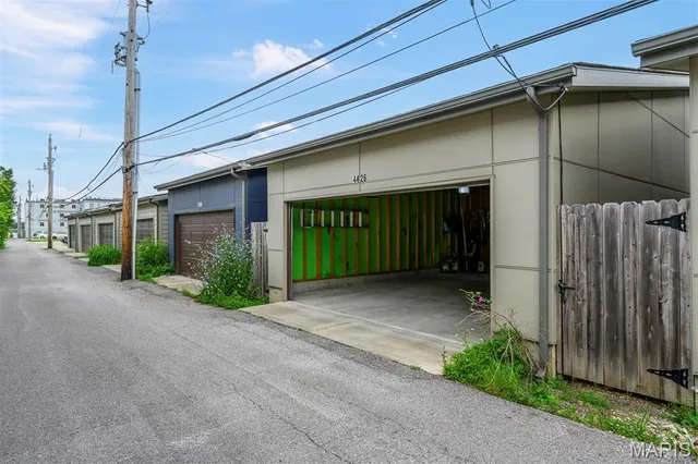 $565,000 | 4426 Vista Avenue, St. Louis, MO 63110