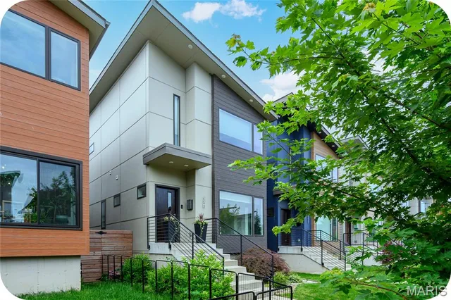 $565,000 | 4426 Vista Avenue, St. Louis, MO 63110