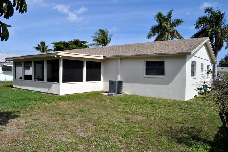 425 Kirk Road Palm Springs, FL 33461 - Photo 23 of 26 Back Exterior 1