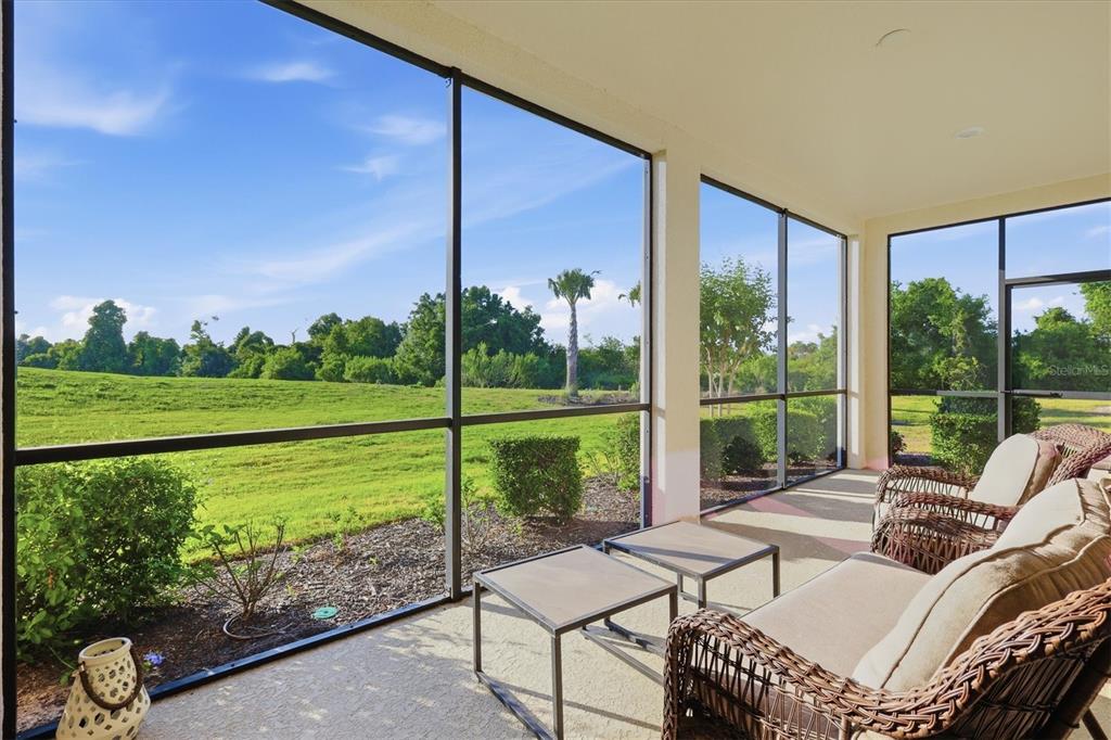 7346 Divot Loop, Unit 12B Lakewood Ranch, FL 34202 - Photo 37 of 90