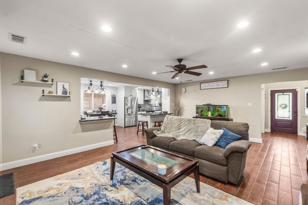 3804 September Drive Baytown, TX 77521 - Photo 19 of 32