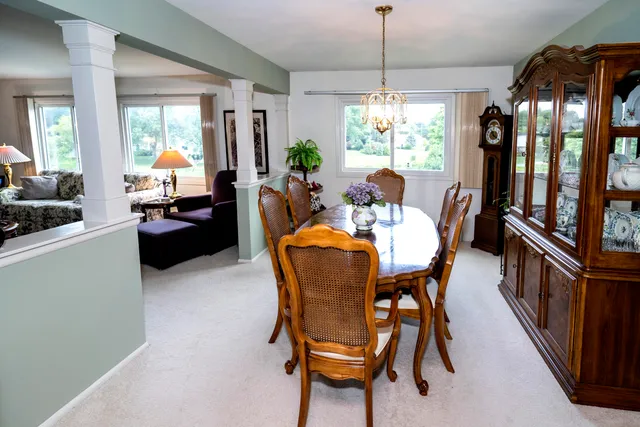 $275,000 | 1134 Pilgrim Parkway, Elm Grove, WI 53122