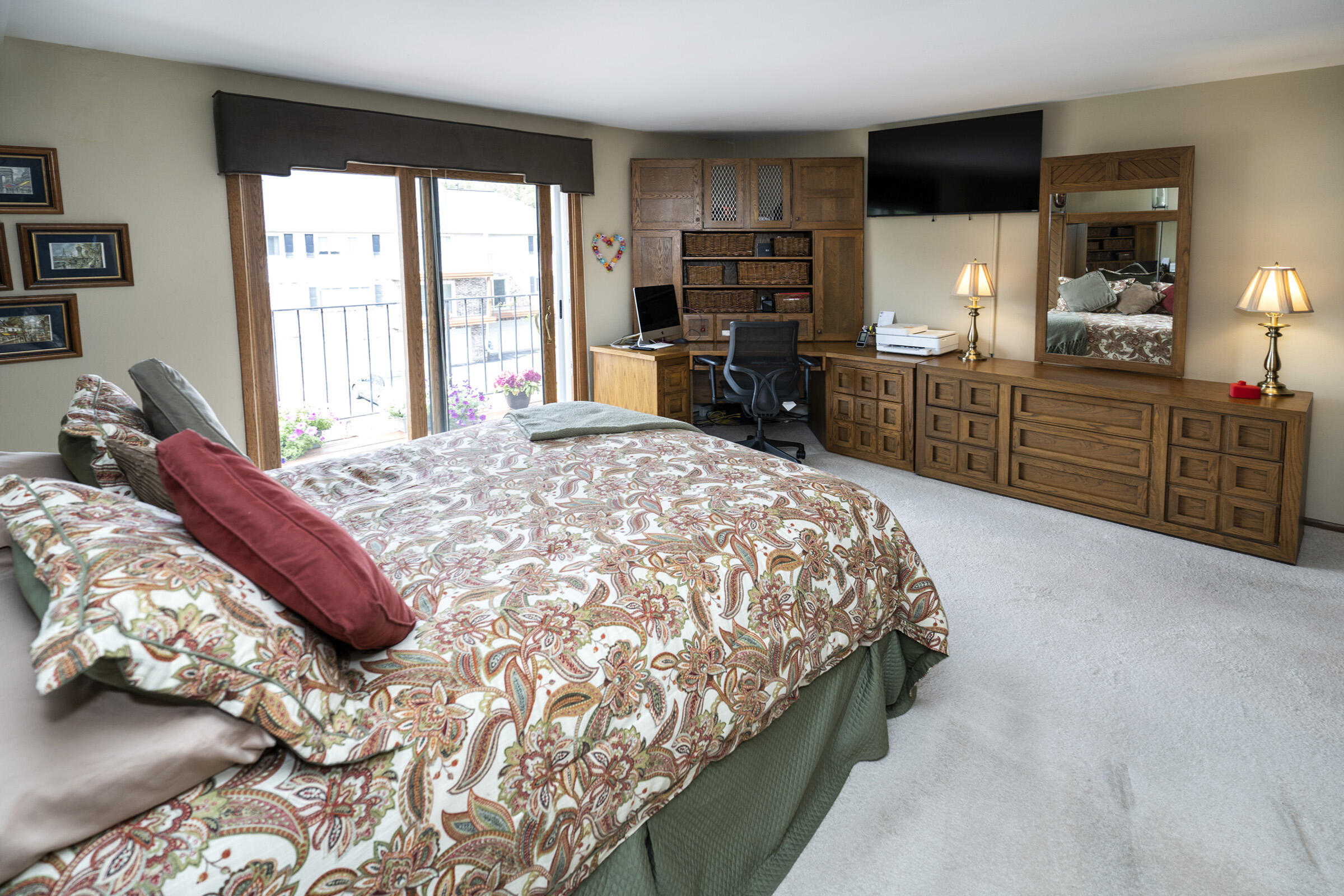 1134 Pilgrim Parkway Elm Grove, WI 53122 - Photo 18 of 43 Primary