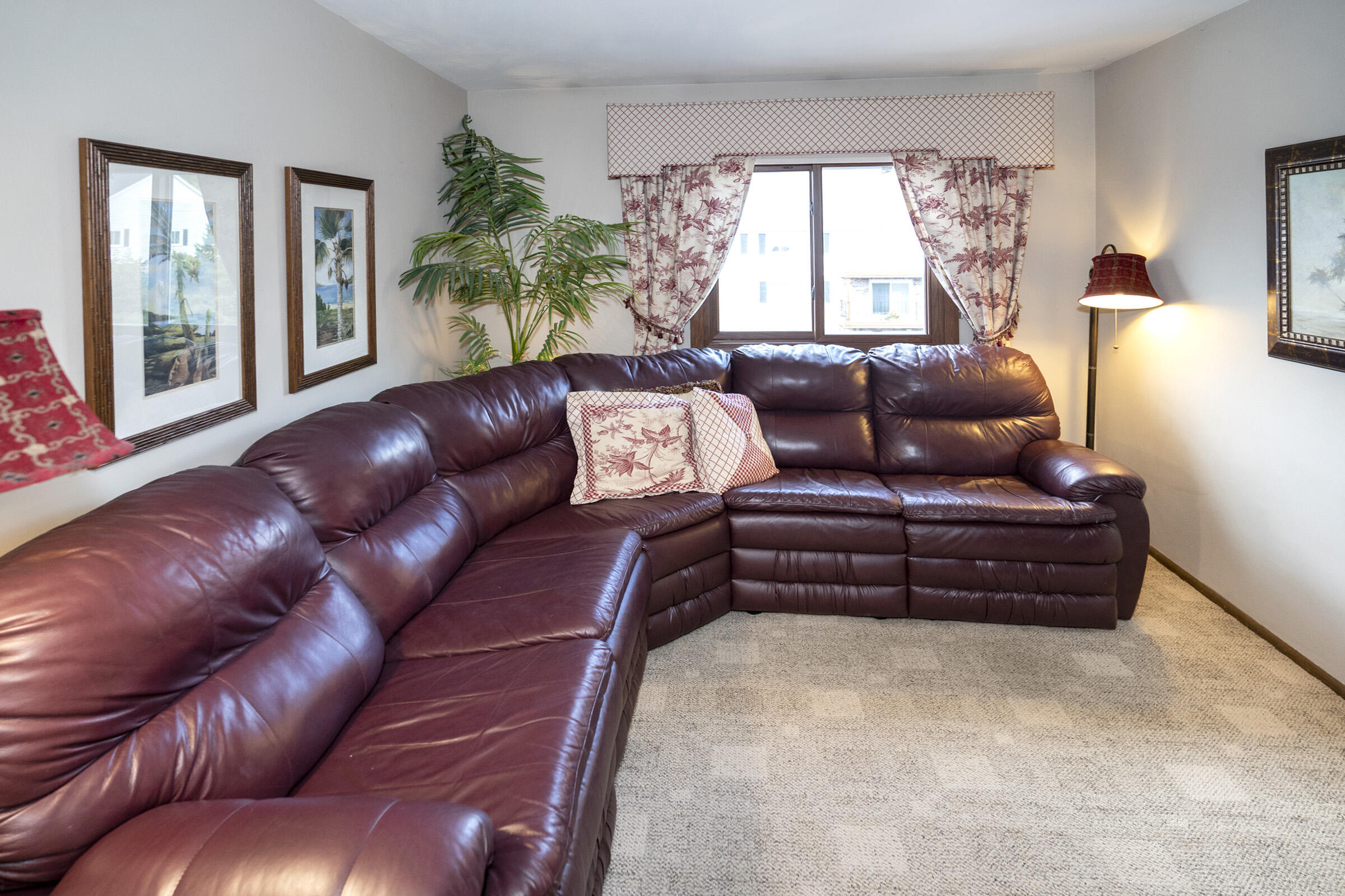 1134 Pilgrim Parkway Elm Grove, WI 53122 - Photo 32 of 43 Den