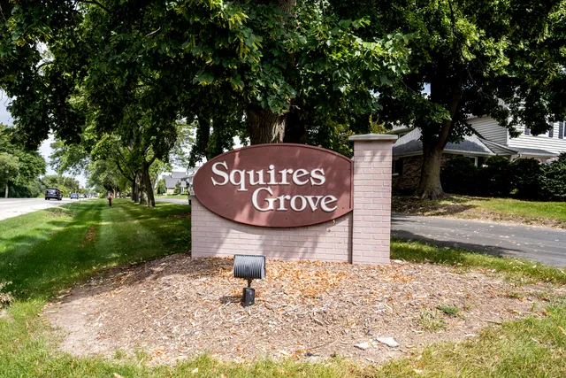 $275,000 | 1134 Pilgrim Parkway, Elm Grove, WI 53122