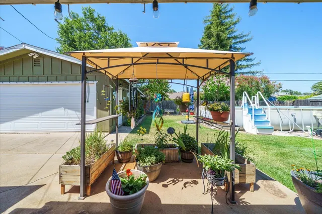 $413,000 | 2912 Squire Avenue, Redding, CA 96002