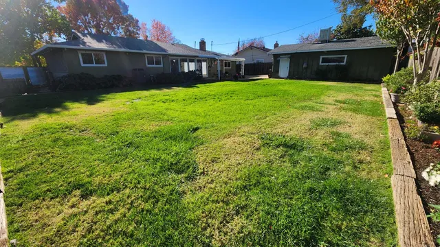 $413,000 | 2912 Squire Avenue, Redding, CA 96002