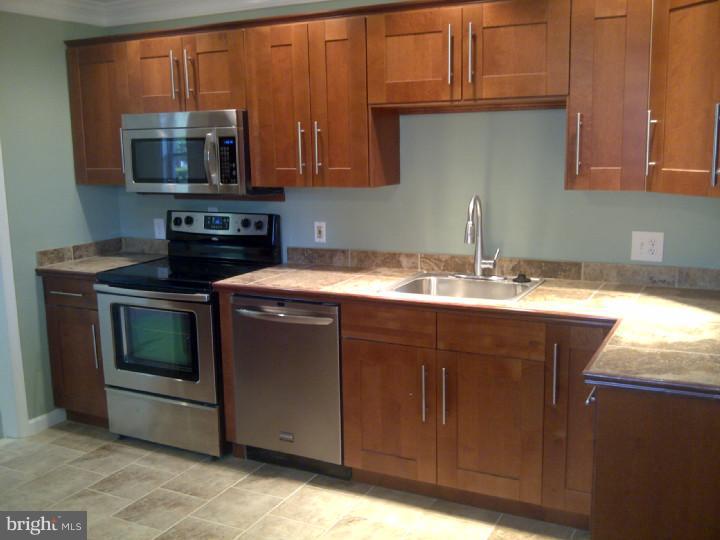 9 Drexel Road Hatboro, PA 19040 - Photo 19 of 24 Kitchen