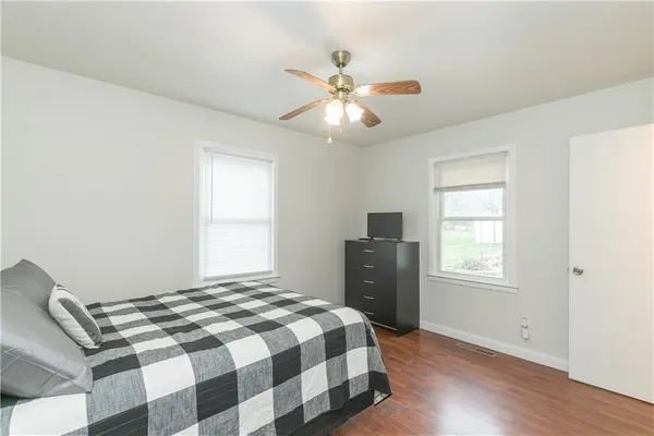 $245,000 | 4404 East 137th Street, Grandview, MO 64030