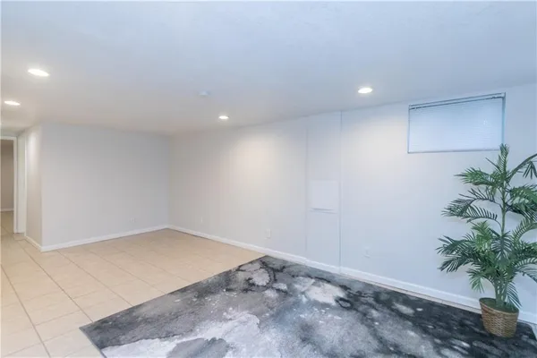 $245,000 | 4404 East 137th Street, Grandview, MO 64030