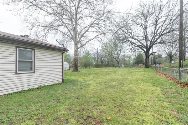 $245,000 | 4404 East 137th Street, Grandview, MO 64030
