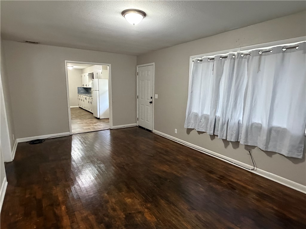 909 Riddell Street Clarksville, AR 72830 - Photo 11 of 26 Gallery Image 11