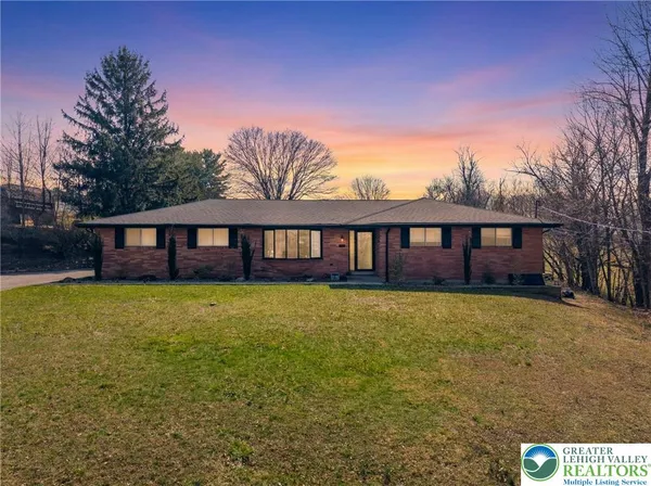 $399,900 | 150 Diehl Road, Easton, PA 18042