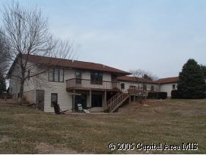 8032 Bomke Road Pleasant Plains, IL 62677 - Photo 2 of 5