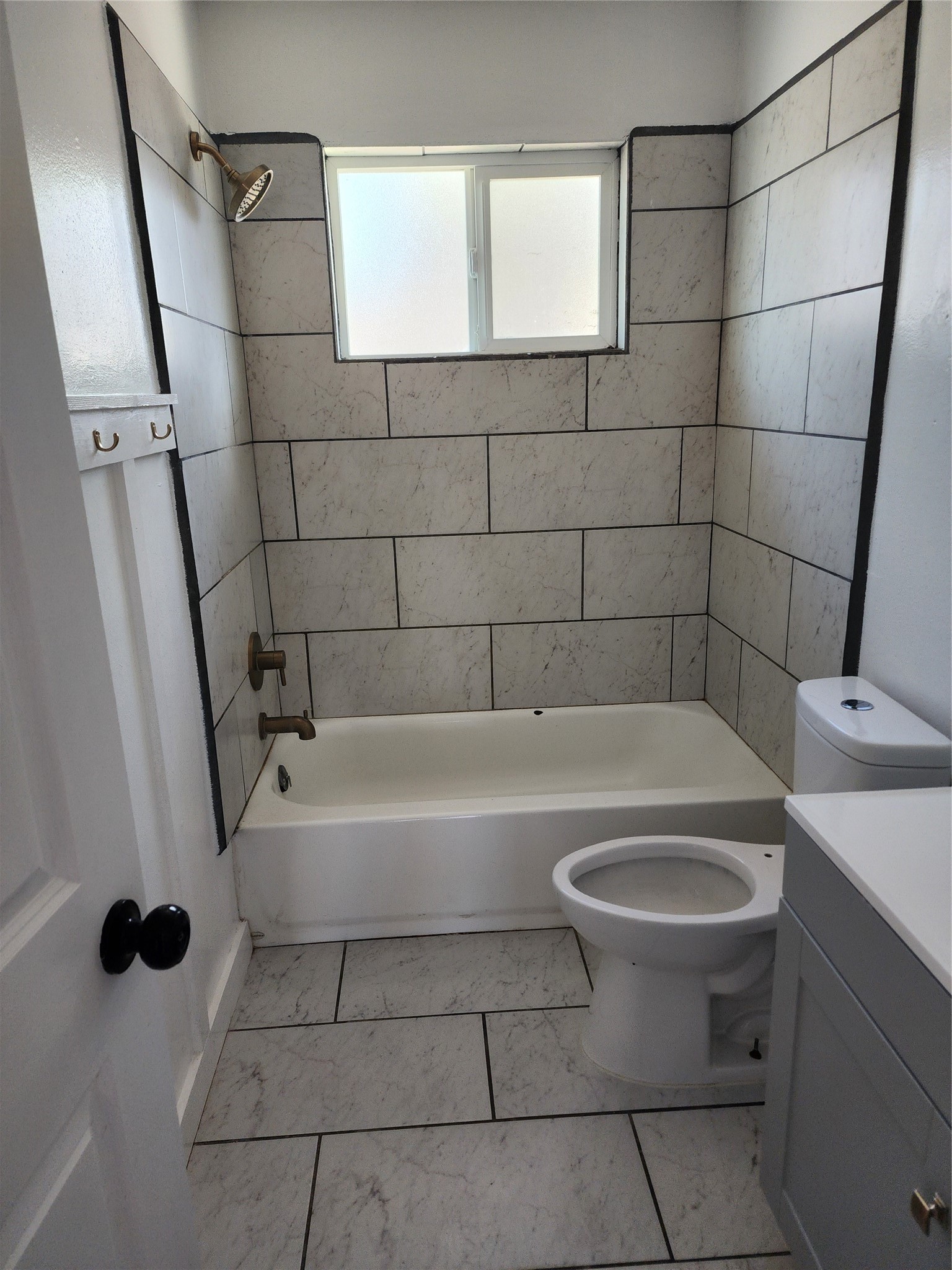 405 Godfrey Avenue Rio Communities, NM 87002 - Photo 27 of 38 Bathroom 2