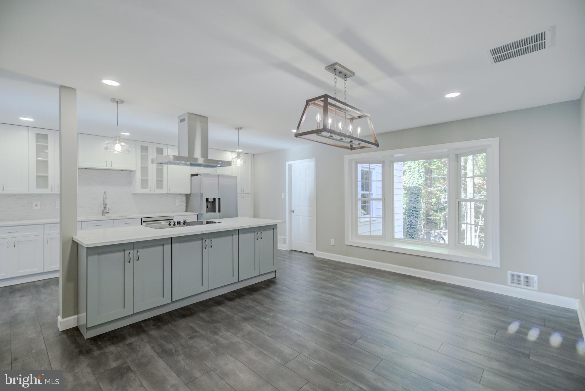 6133 Roxbury Avenue Springfield, VA 22152 - Photo 1 of 55 Gallery Image 1