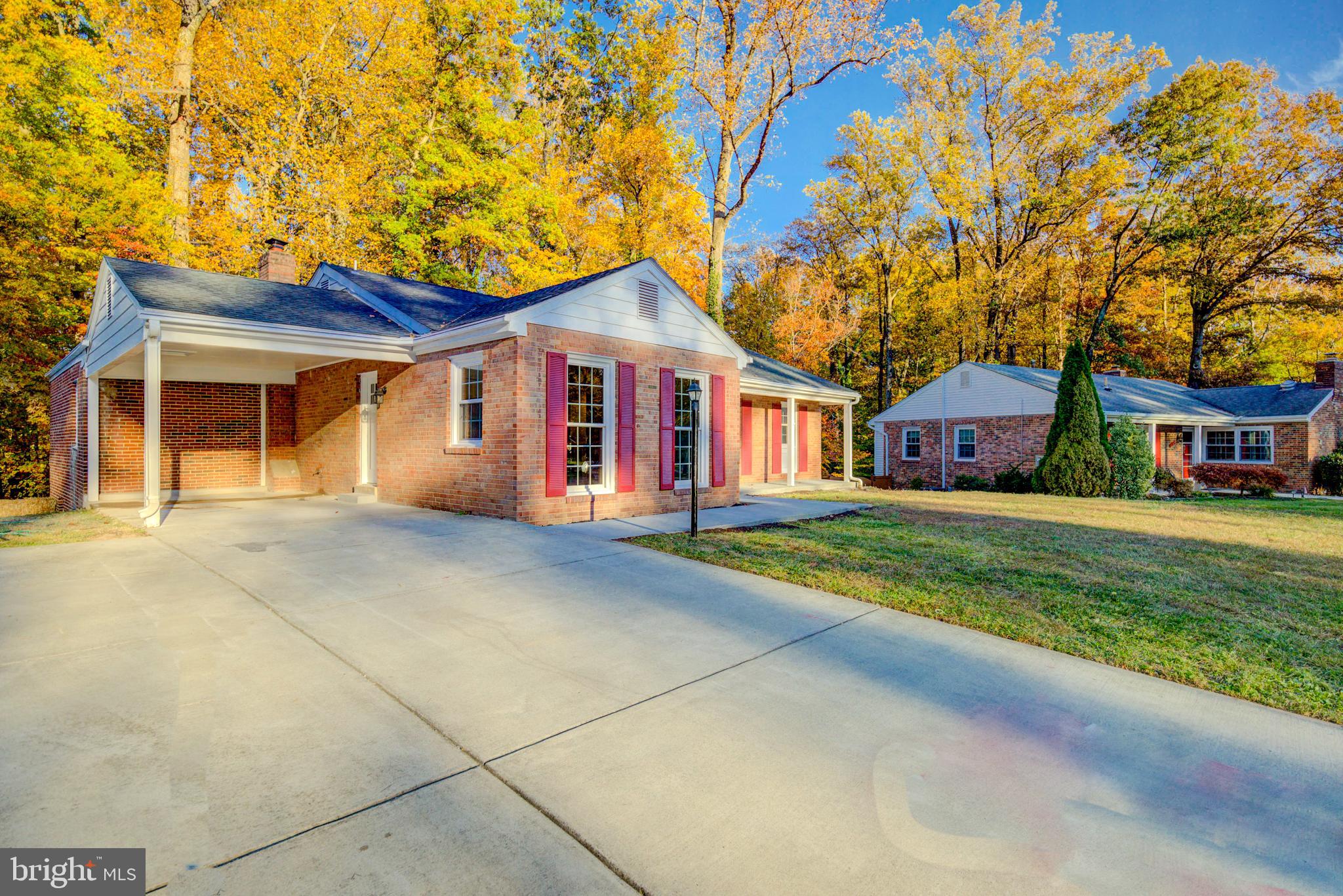 6133 Roxbury Avenue Springfield, VA 22152 - Photo 3 of 55 Gallery Image 3