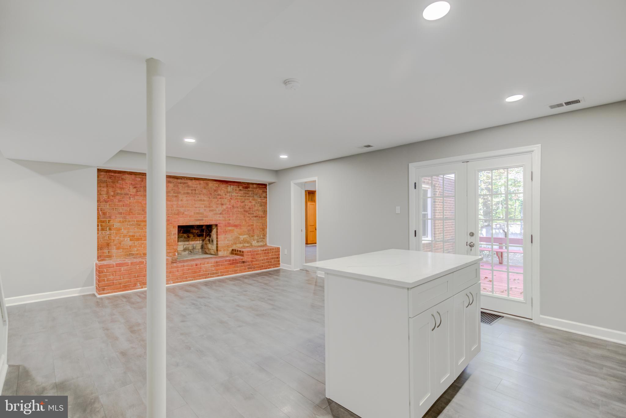 6133 Roxbury Avenue Springfield, VA 22152 - Photo 36 of 55 Gallery Image 36