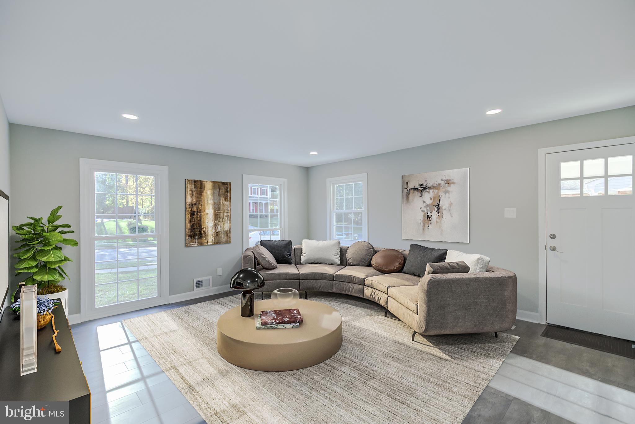 6133 Roxbury Avenue Springfield, VA 22152 - Photo 6 of 55 Gallery Image 6
