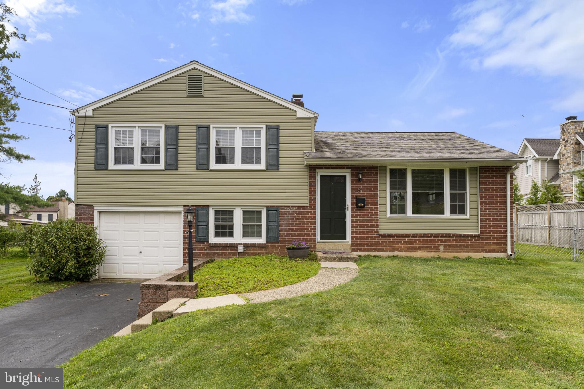 8 Grubb Road Malvern, PA 19355 - Photo 1 of 36