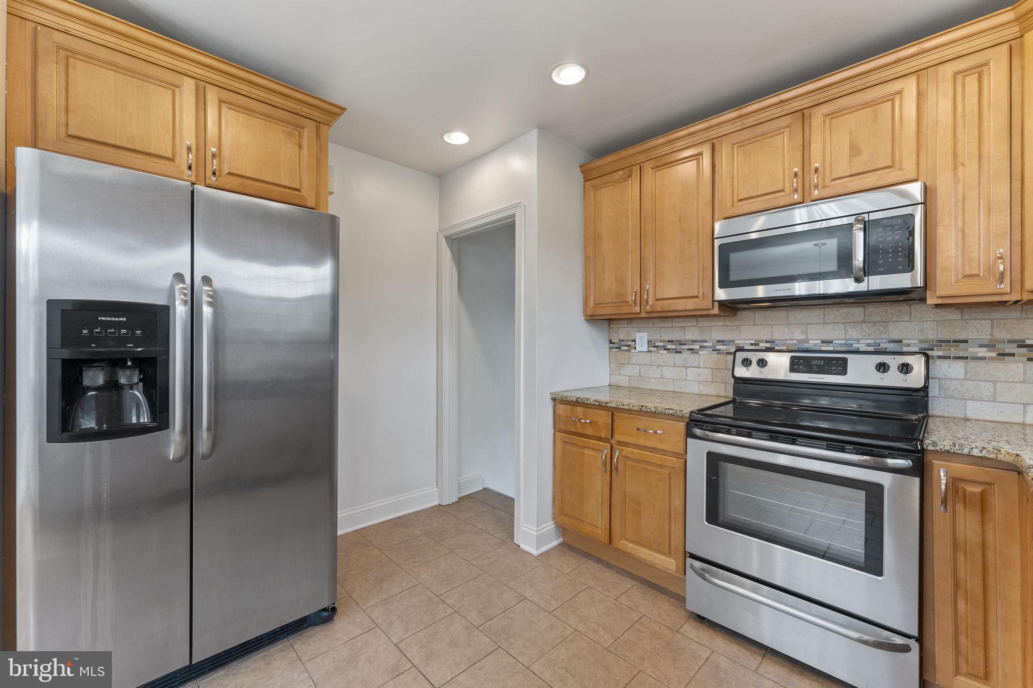 8 Grubb Road Malvern, PA 19355 - Photo 12 of 36