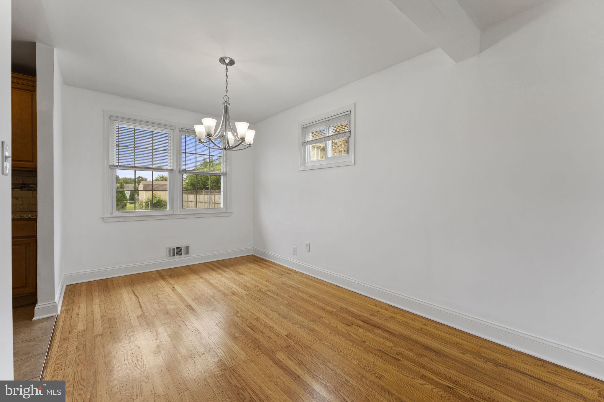 8 Grubb Road Malvern, PA 19355 - Photo 6 of 36