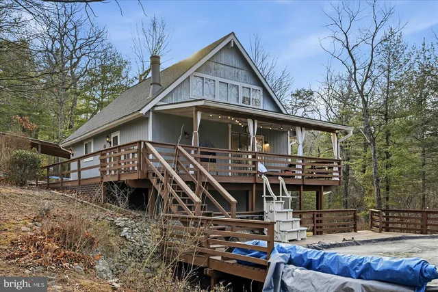 $250,000 | 139 Hemlock Lane, Gerrardstown, WV 25420