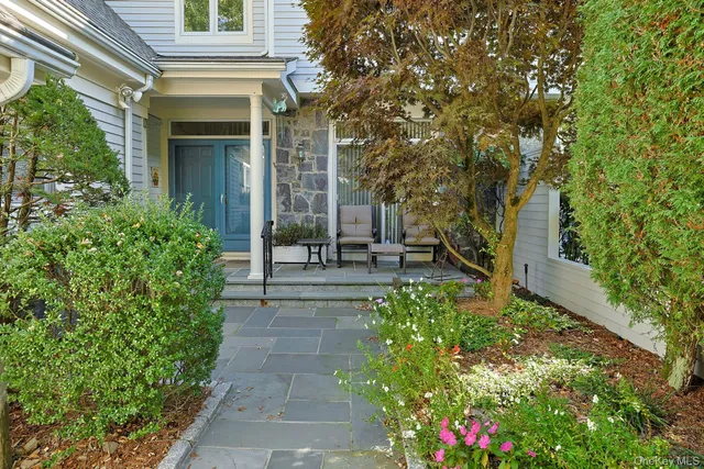 $1,195,000 | 44 Westfield Road, White Plains, NY 10605