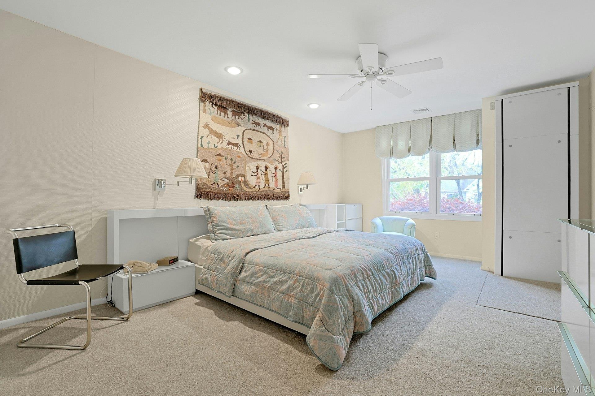 44 Westfield Road White Plains, NY 10605 - Photo 22 of 40 Second bedroom with elevator