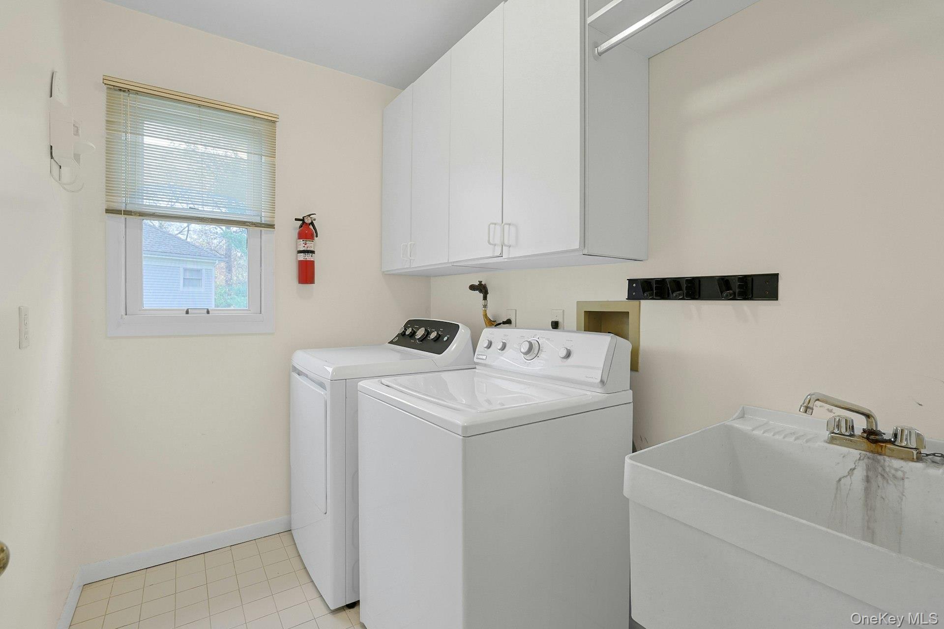 44 Westfield Road White Plains, NY 10605 - Photo 26 of 40 Laundry room on second level
