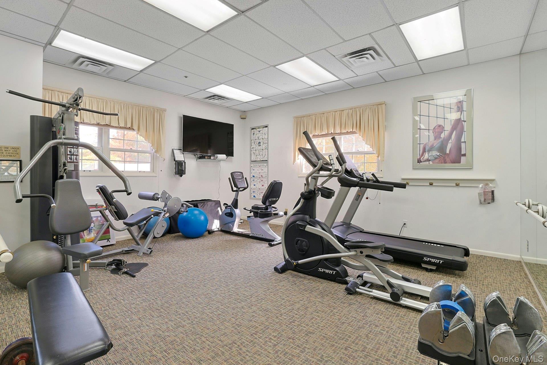 44 Westfield Road White Plains, NY 10605 - Photo 32 of 40 Exercise room in the clubhouse