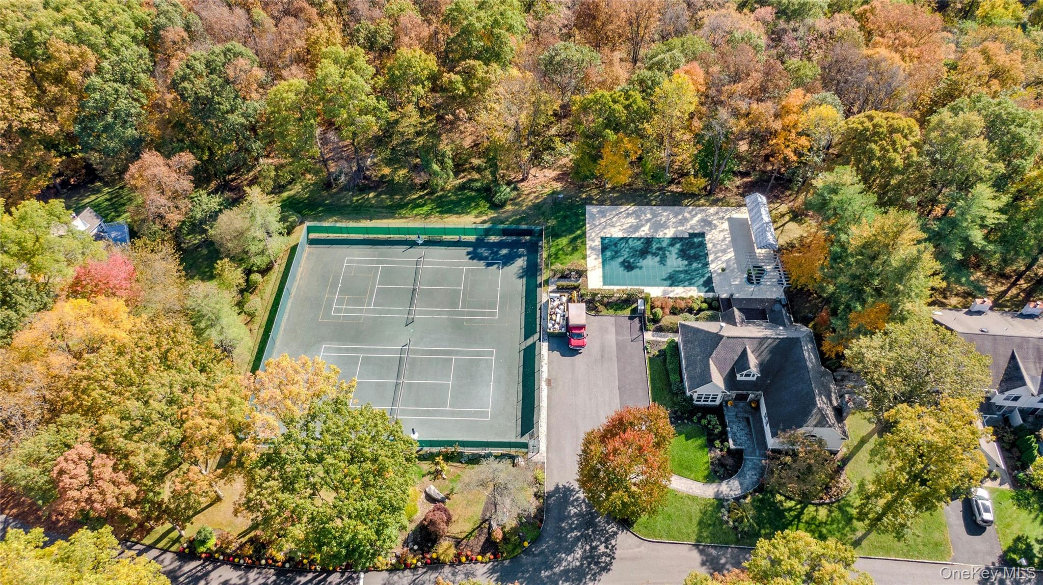 44 Westfield Road White Plains, NY 10605 - Photo 33 of 40 club house, tennis courts, pool