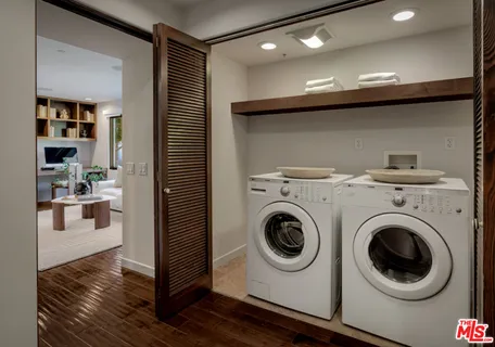 $2,595,000 | 861 20th Street, Unit 1, Santa Monica, CA 90403