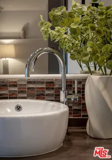 $2,595,000 | 861 20th Street, Unit 1, Santa Monica, CA 90403