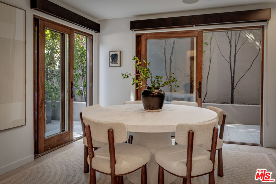 861 20th Street, Unit 1 Santa Monica, CA 90403 - Photo 8 of 34