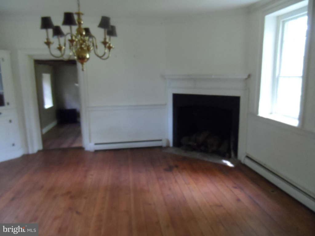 35034 Paxson Road Round Hill, VA 20141 - Photo 12 of 20 Dining Room