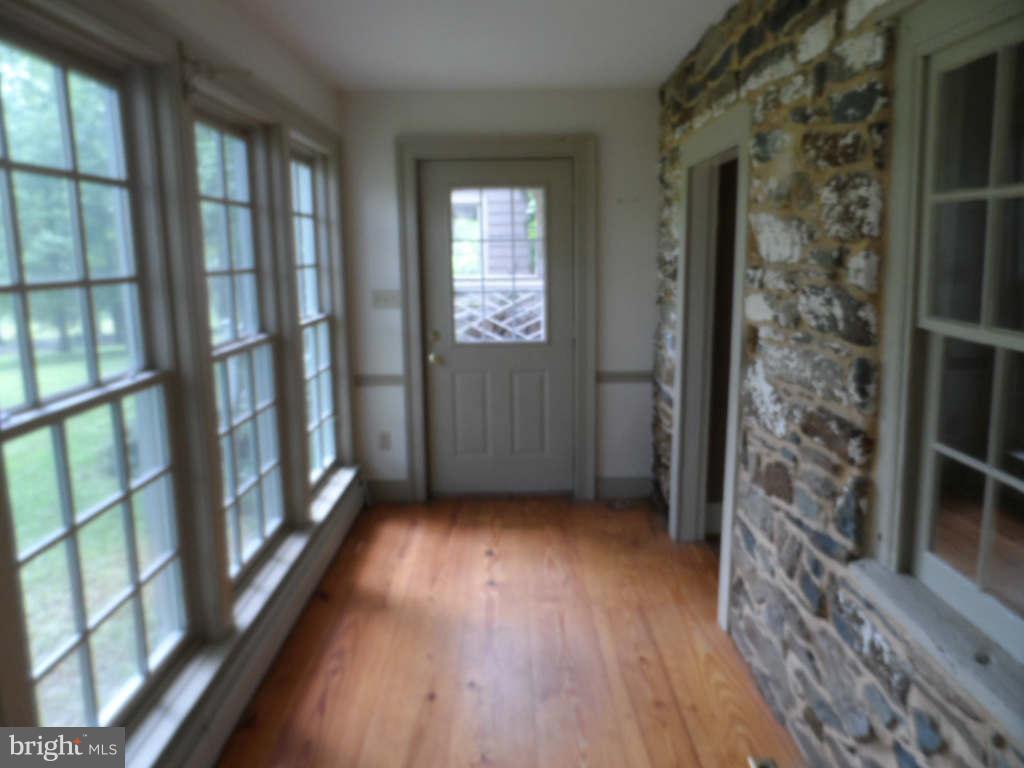 35034 Paxson Road Round Hill, VA 20141 - Photo 14 of 20 Interior (General)