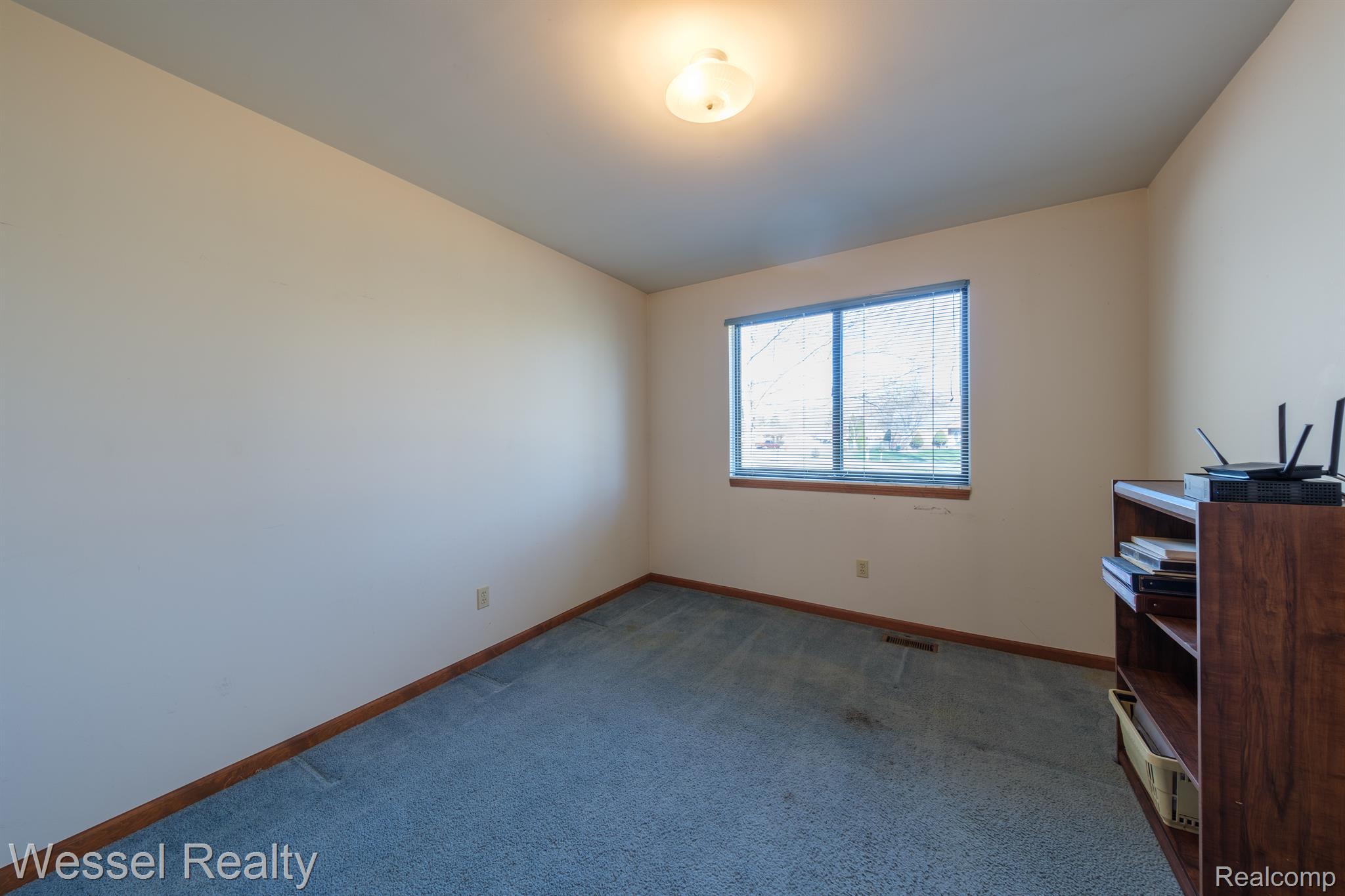 19310 Faulman Road Clinton Township, MI 48035 - Photo 23 of 35 Gallery Image 23