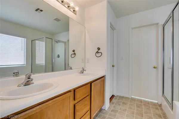 $1,950 | 4957 Miners Ridge Drive, Las Vegas, NV 89122