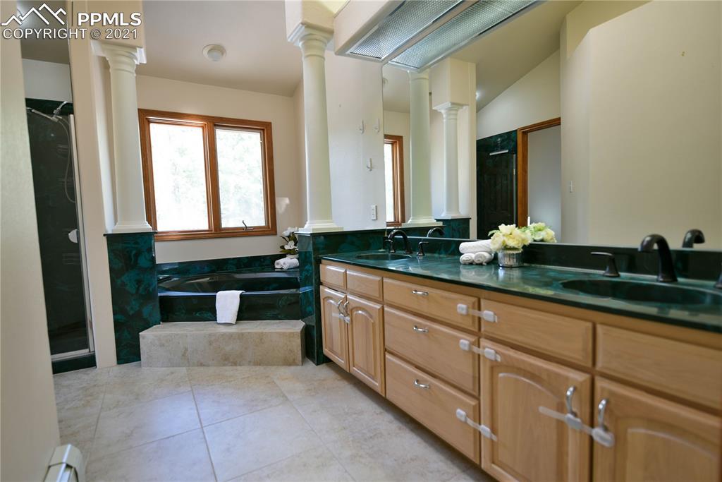 14645 Roller Coaster Road Colorado Springs, CO 80921 - Photo 17 of 40