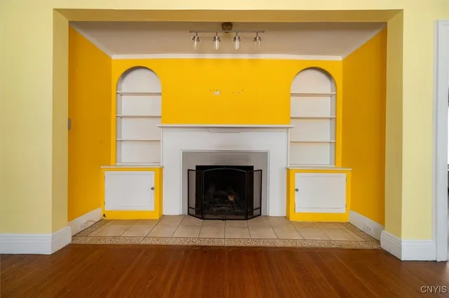 $199,000 | 17 Pleasant Street, Utica, NY 13501