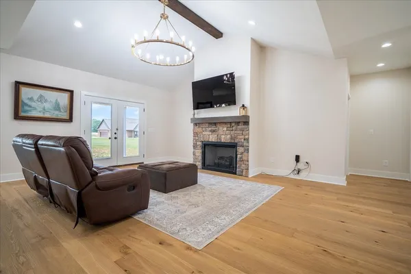 $634,000 | 114 Hurst Drive, Leoma, TN 38468