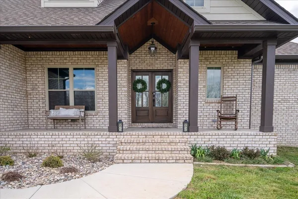 $634,000 | 114 Hurst Drive, Leoma, TN 38468