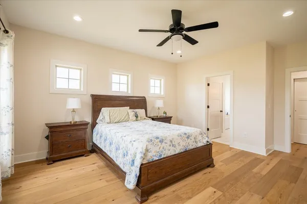 $634,000 | 114 Hurst Drive, Leoma, TN 38468